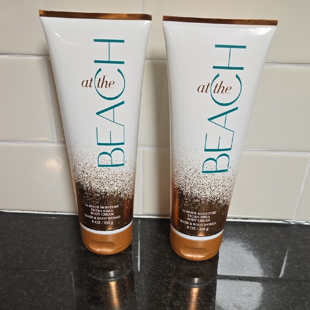 Bath & Body Works At The Beach Body Cream - White and Gold